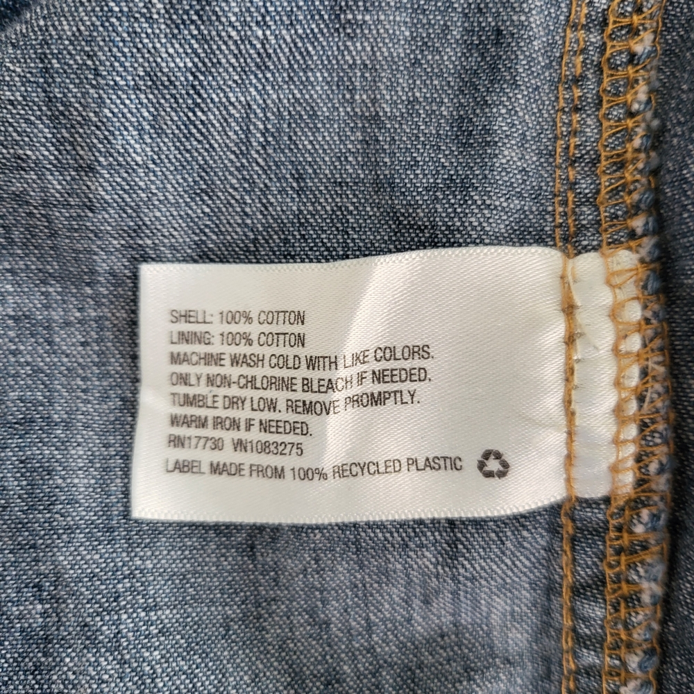 Universal Thread Blue Denim Top - Picture 4 of 5